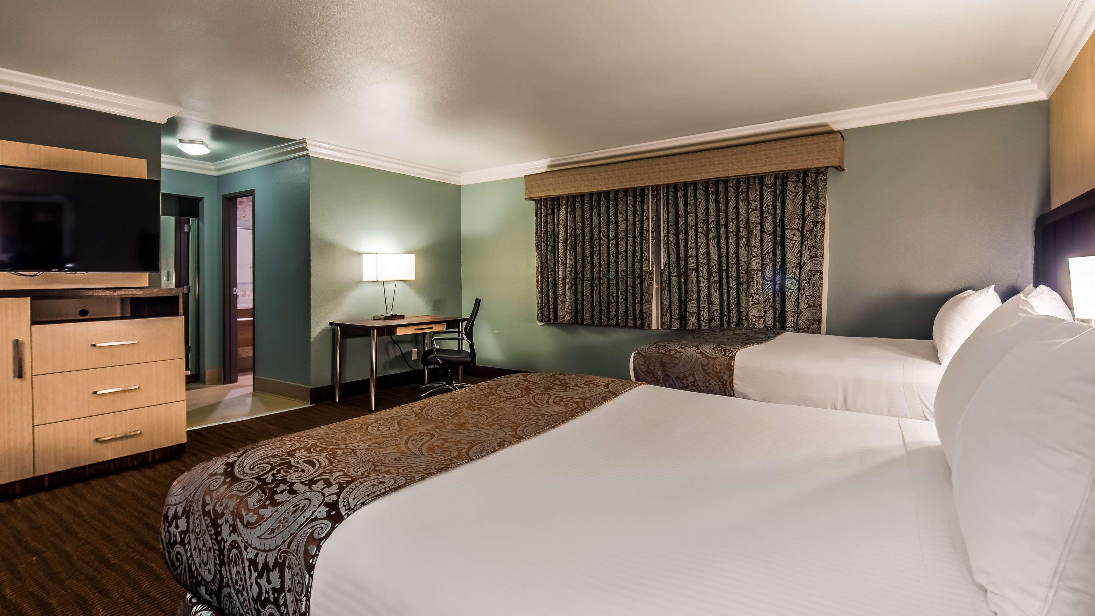 Western 3* Santa Clara